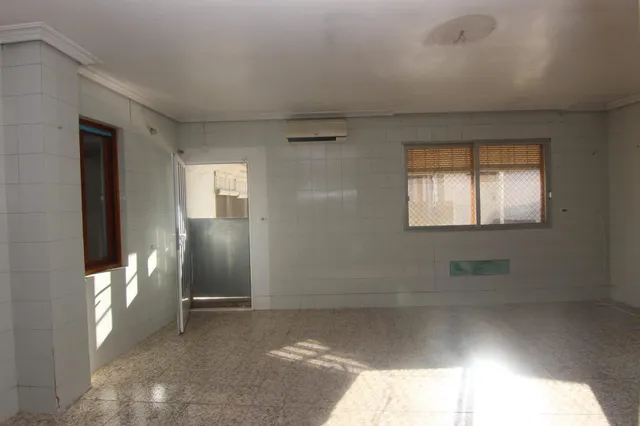 PLANTA BAJA , 350 METROS , PATIO AMPLIO , GRAN OPORTUNIDAD — 41