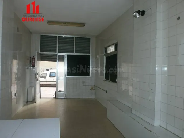 BAJO COMERCIAL EN LA ZONA DE A CUÑA - foto 2