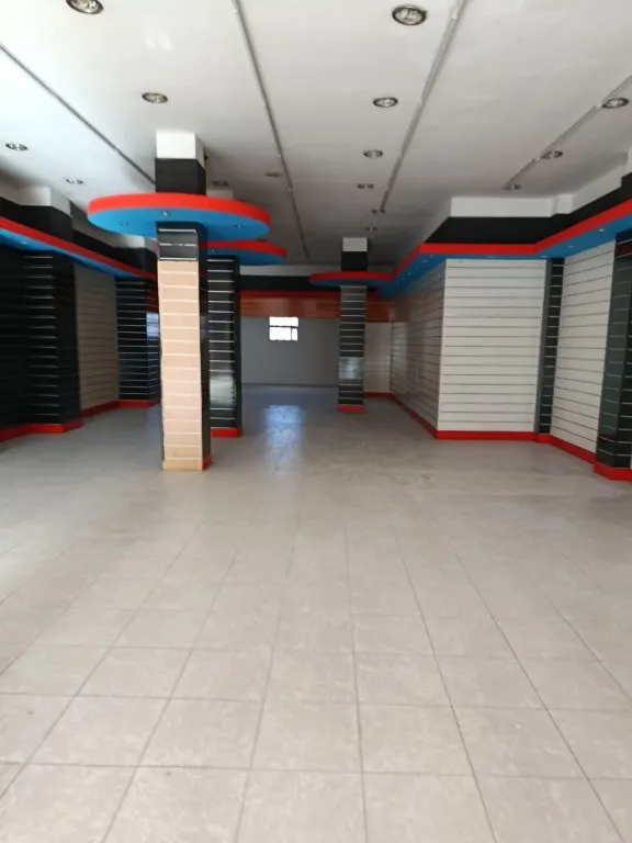 Local comercial en Alquiler en Tarragona Tarragona — 29