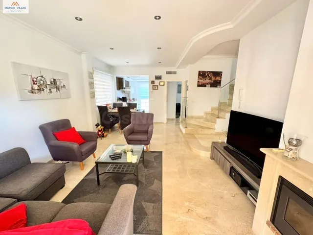 Villa en San Fulgencio-1317LM- Marco Villas Real Estate — 2
