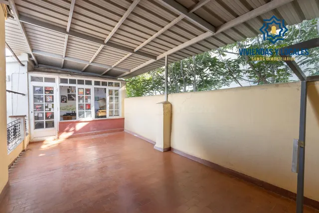 Edificio en venta completo junto a Gran Vía- Bajo Albaicín — 9