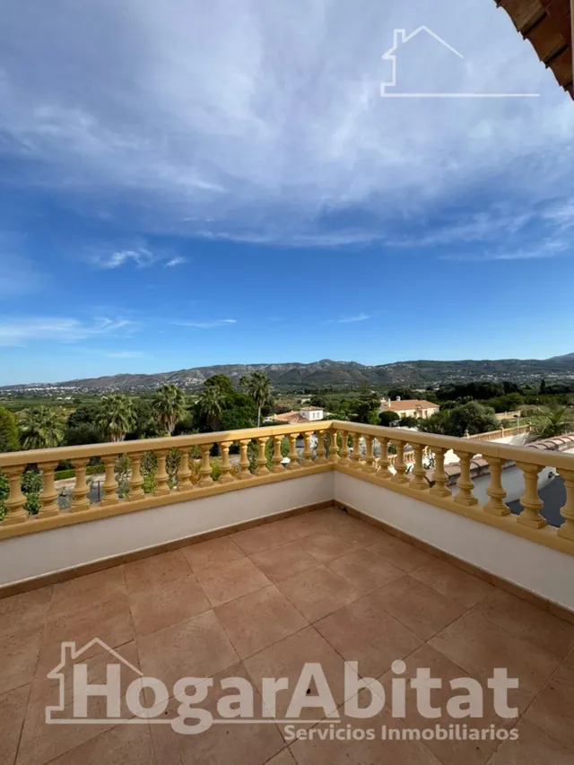 Precioso  chaelt con piscina, garaje, barbacoa y terraza — 10