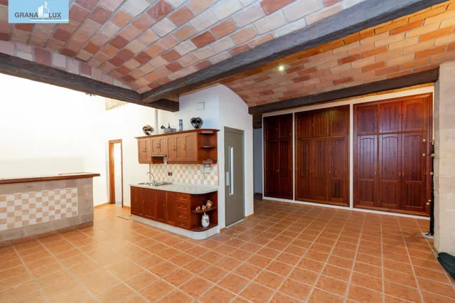 Casa exclusiva junto a Acera del Darro. Pleno centro de Granada. Seminueva y con ascensor propio — 45