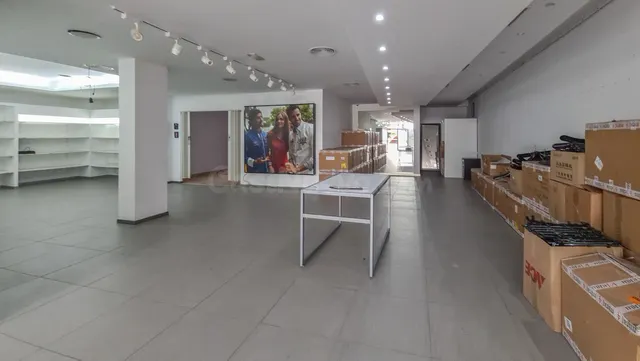 Local comercial 262m² en venta - Marbella - foto 4