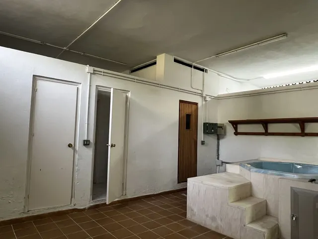Chalet 5 habitaciones 696m² en venta - Costa Del Sol — 36