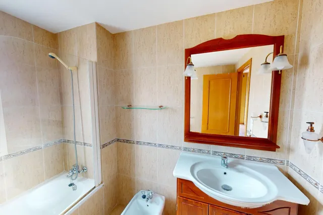 Chalet independiente en Urbanización Vall de Lliria — 20