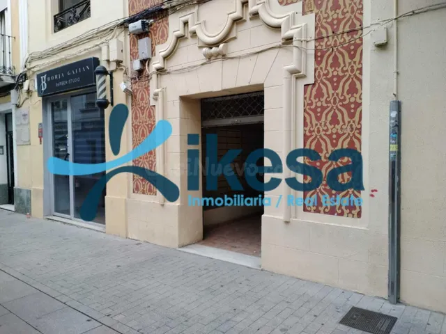 Local comercial 114m² en venta - Casco Antiguo — 2