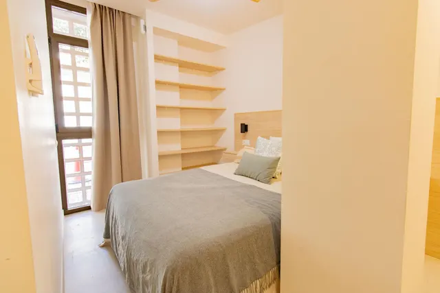 APARTAMENTO TURÍSTICO CALLE JUAN PEDRO NÚÑEZ 8,A - AV. BLASCO IBÁÑEZ — 10