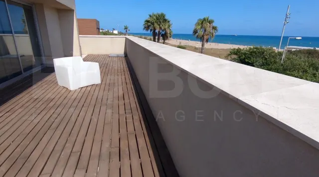 Chalet 6 habitaciones 800m² en alquiler - Gavà Mar — 36
