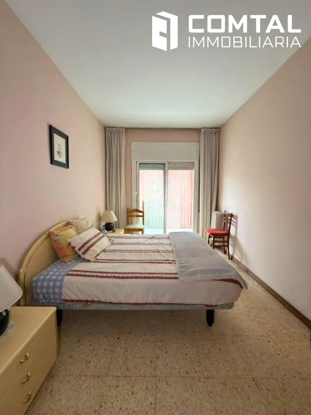 Piso familiar de 4 habitaciones, 2 baños y terraza en los alrededores de Sagrada Família — 6