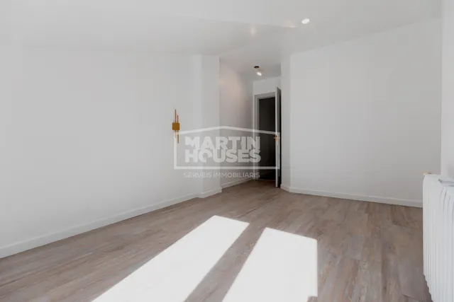 Ático reformado en pleno centro de la capital con terraza, vistas y parking doble — 15
