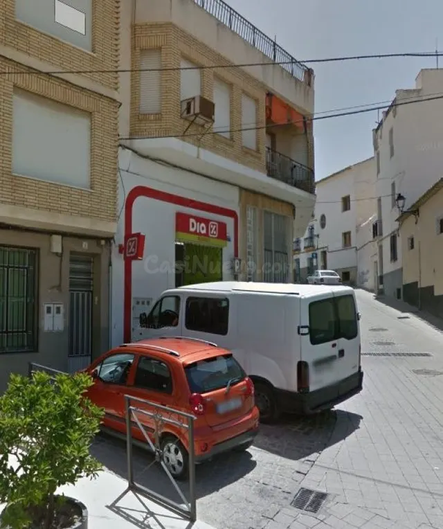TRASPASO O VENTA DE LOCAL COMERCIAL CENTRICO EN VELEZ RUBIO - foto 3