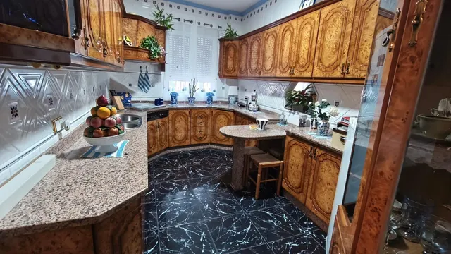 Encantadora Casa en Monturque con Amplios Espacios y Comodid - foto 4