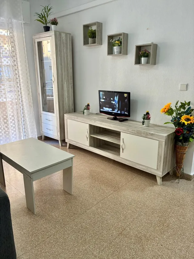 Alquiler de larga estancia en Guardamar en apartamento de 1 habitación. — 10