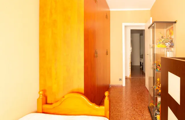CENTRICO , SOLEADO, 3 DORMITORIOS, ASCENSOR. — 21