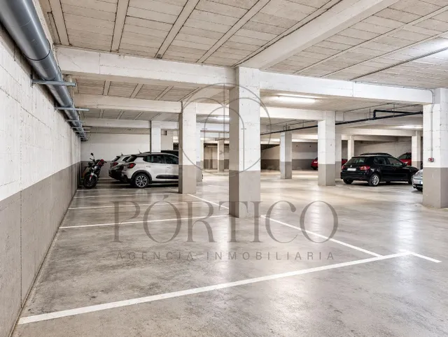 Plaza de garaje en venta en pleno centro de O Porriño - foto 3