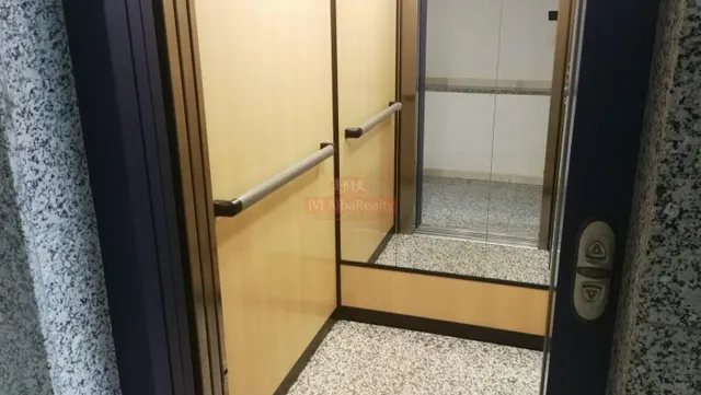 Se vende precioso y coqueto piso de 2 dormt. 1 baño, garaje y trastero en chinchilla — 31