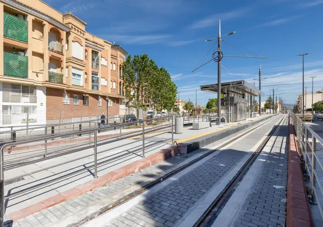 ÁTICO CON PERGOLA BIOCLIMATICA JUNTO AL METRO — 31