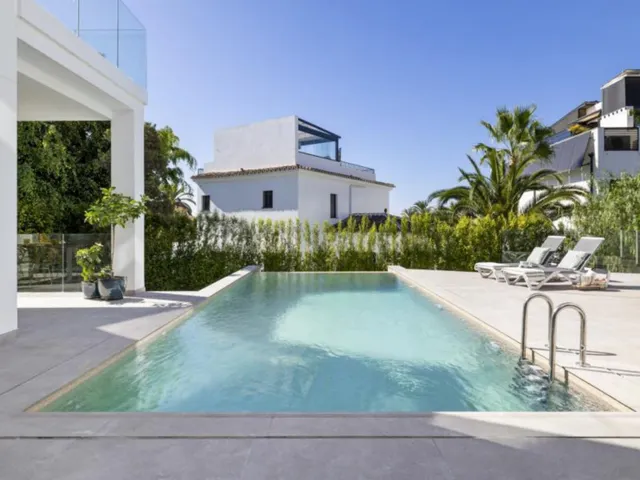 Chalet 5 habitaciones 670m² en venta - Marbella — 4