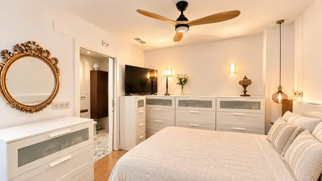 Una casa para enamorarse en l’Alcúdia: diseño, luz y calidez en cada rincón — 13