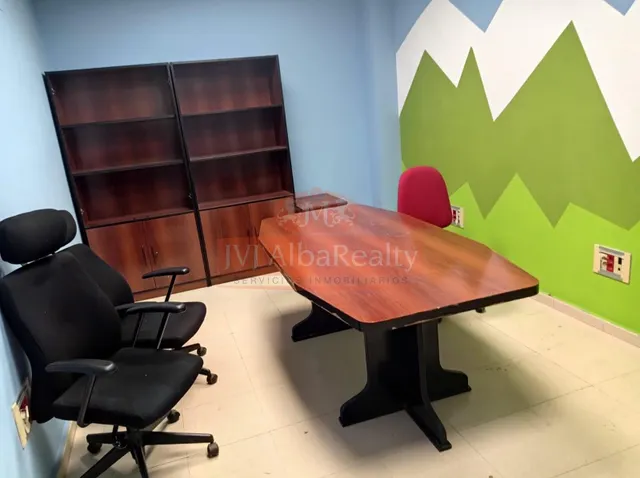 ESPECTACULAR LOCAL EN VENTA O ALQUILER EN ZONA INDUSTRIA — 5