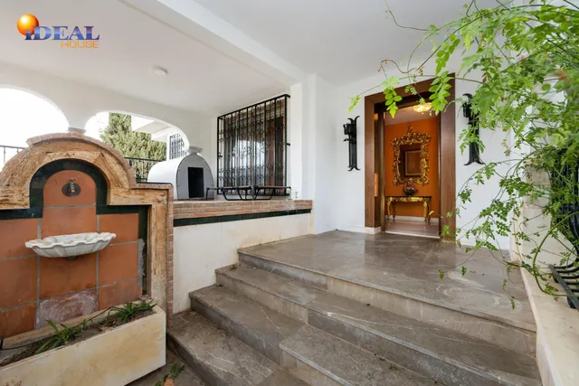 Magnifico chalet independiente en Colinas Bermejas. — 14