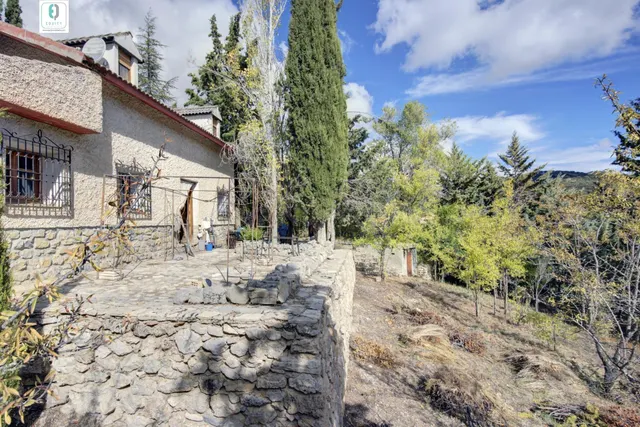 Chalet 4 habitaciones 207m² en venta - Sierra de huetor y la alfaguara — 2
