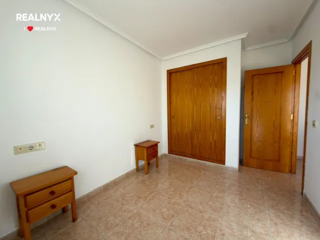 Espectacular Ático con Terraza y Piscina en el Corazón de Torrevieja — 12