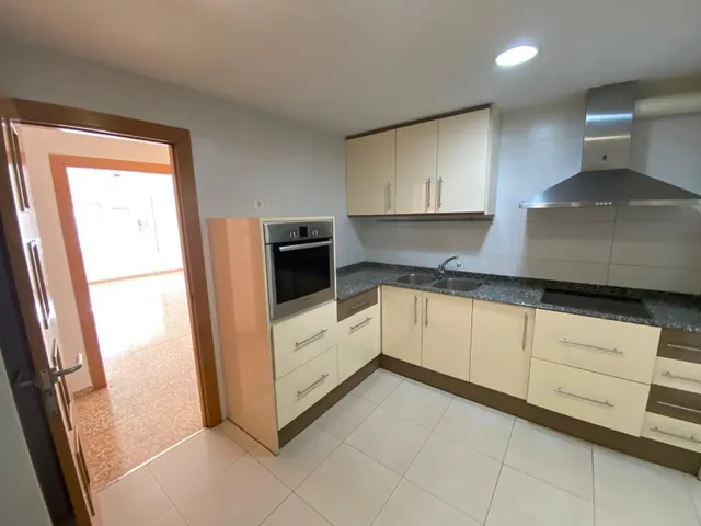¡AMPLIO PISO EN UNA ZONA TRANQUILA DE ALCANAR! — 22