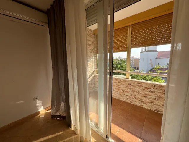 ¡habitaciones DE ALQUILER A 5 MIN DE RENFE! — 12
