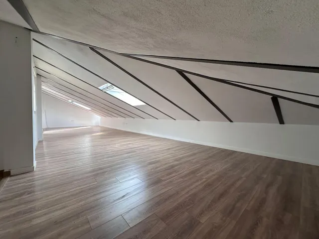 PISO A ESTRENAR EN PASAJE MESONES FABRICA — 36