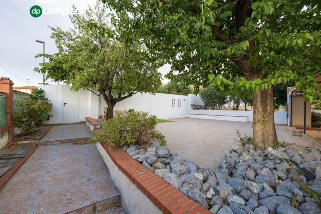 Casa 2 habitaciones 68m² en venta - Otura — 35