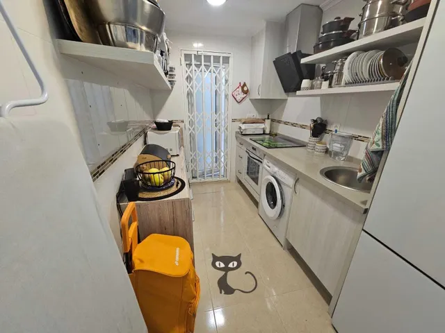 Oportunidad en Alfafar ¡Piso Reformado con Terraza! — 30