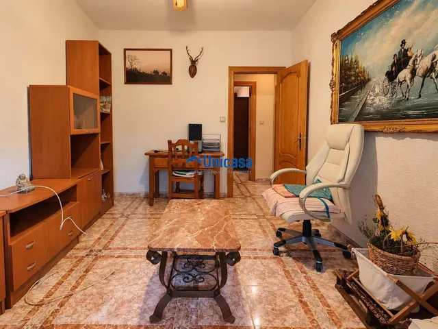 Planta alta · 123 m2 · 4 dormitorios · solárium de 60 m2 — 24