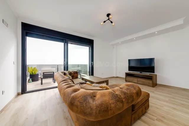 Villa 4 habitaciones 210m² en venta - Cabo cervera — 41