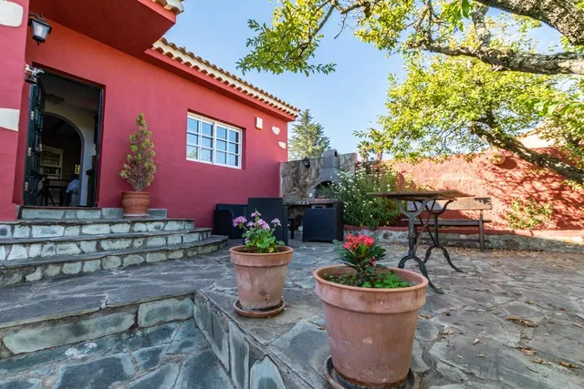 Casa independiente con jardín en San Mateo — 9