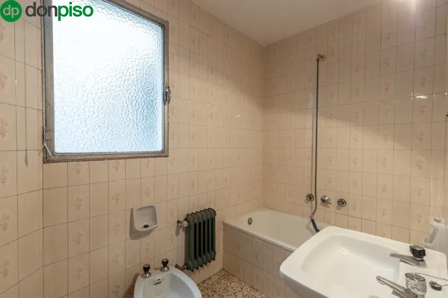 Piso con terraza y gran potencial junto a Camino de Ronda — 20