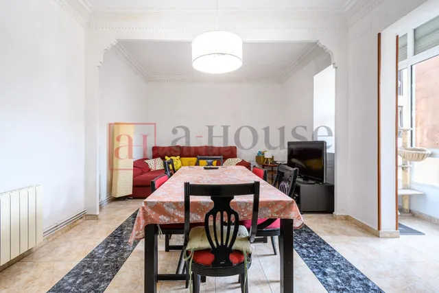 PISO LISTO PARA ENTRAR A VIVIR CON BALCON Y DOBLE ORIENTACIÓN EN LA DRETA DE L'EIXAMPLE — 5