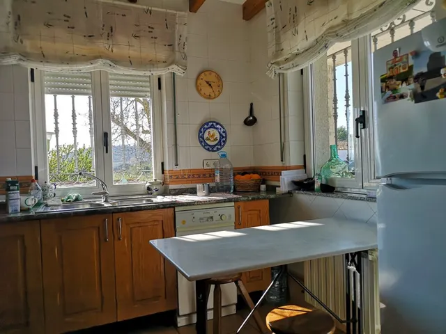 Urbis te ofrece un espectacular terreno con chalet en venta en Ciudad Rodrigo, Salamanca. — 21