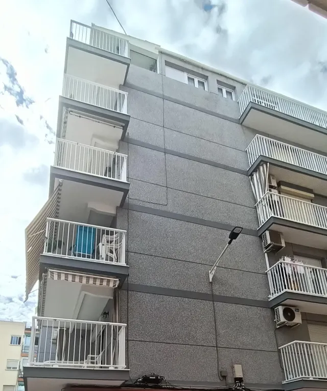 MAGNIFICO PISO DE TRES DOMITORIOS Y DOS BAÑOS REFORMADO CERCA DEL MAR — 32