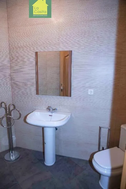 LA CASITA INMOBILIARIA VENDE CASA EN SAN PABLO — 24