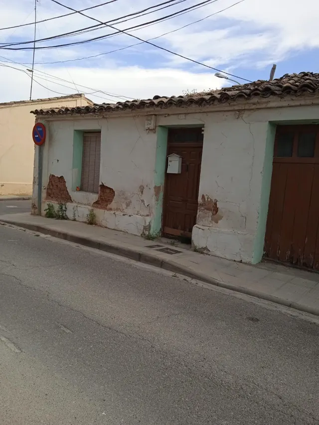 Casa para reformar en Castejón,  23.000€ — 8