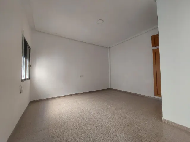 Casa 4 habitaciones 179m² en venta - Zona Pueblo — 21