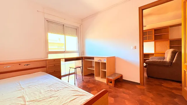 Pis de 4 habitacions amb ascensor — 31