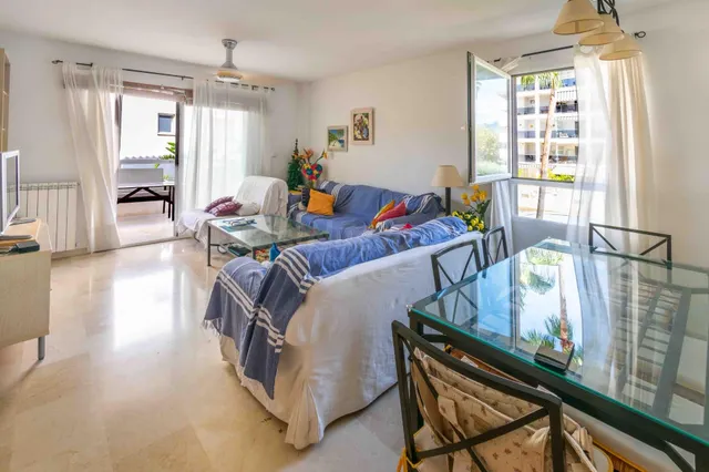 Apartamento de esquina de 3 dormitorios, 2 baños, parking y  - foto 3