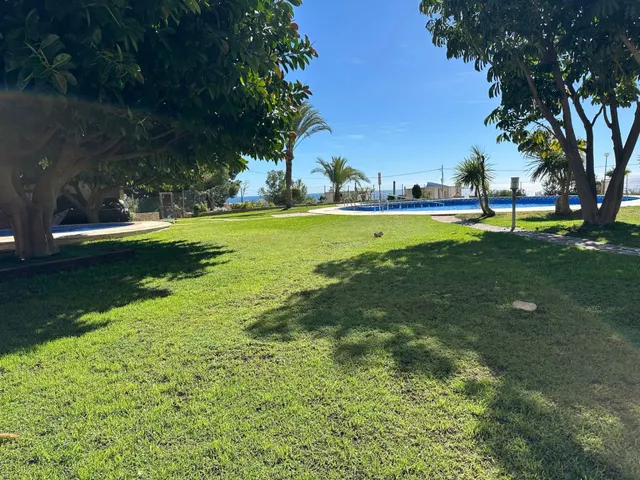 Apartamento en alquiler en Benidorm zona Poniente, 40 m2. — 2