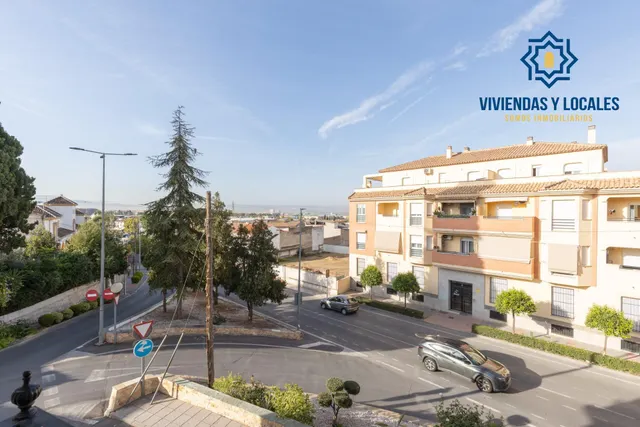Casa independiente a 5 minutos de Granada en buen estado para entrar a vivir — 49