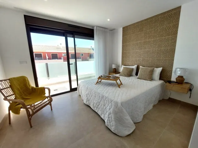 VILLA DE 3 DORMITORIOS Y 3 BAÑOS EN SAN PEDRO DEL PINATAR (MURCIA) — 22