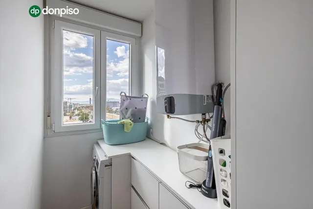 Piso reformado junto a estadio de la juventud — 13