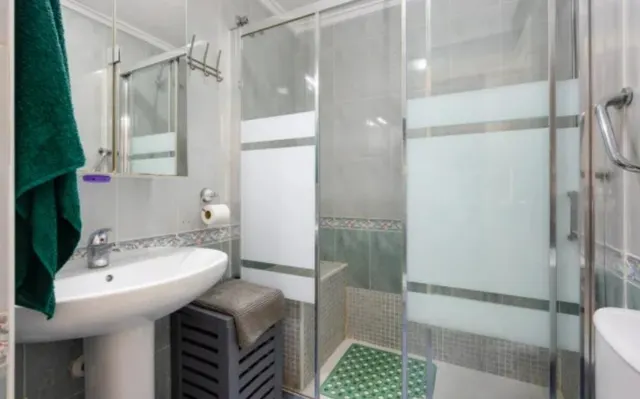 APARTAMENTO EN TORREVIEJA DE 2 DORMITORIOS 2 BAÑOS (PLAYA DE LOS LOCOS) — 8